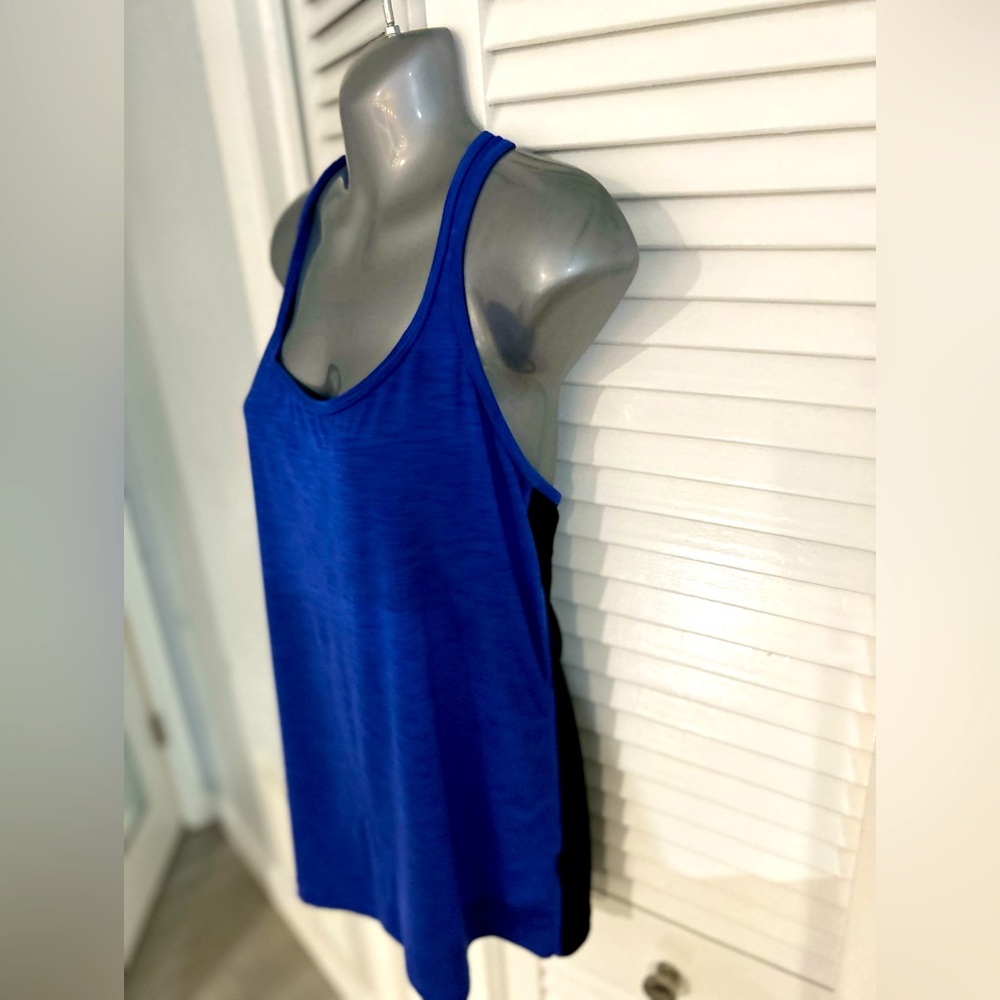 New Balance Lightnin Dry Blue front- black back Racerback tank size Large